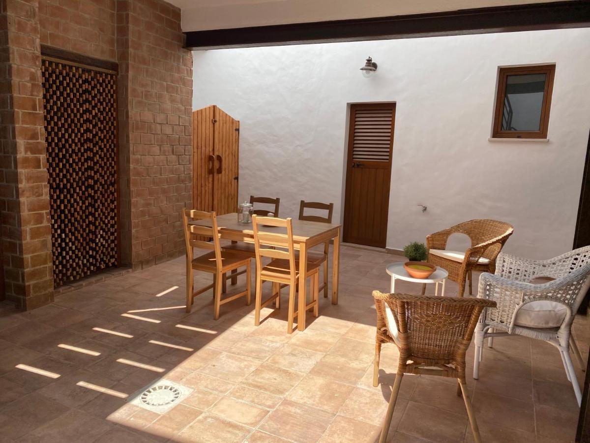 Casa Da Igrejja Bed & Breakfast Almodovar Exterior photo