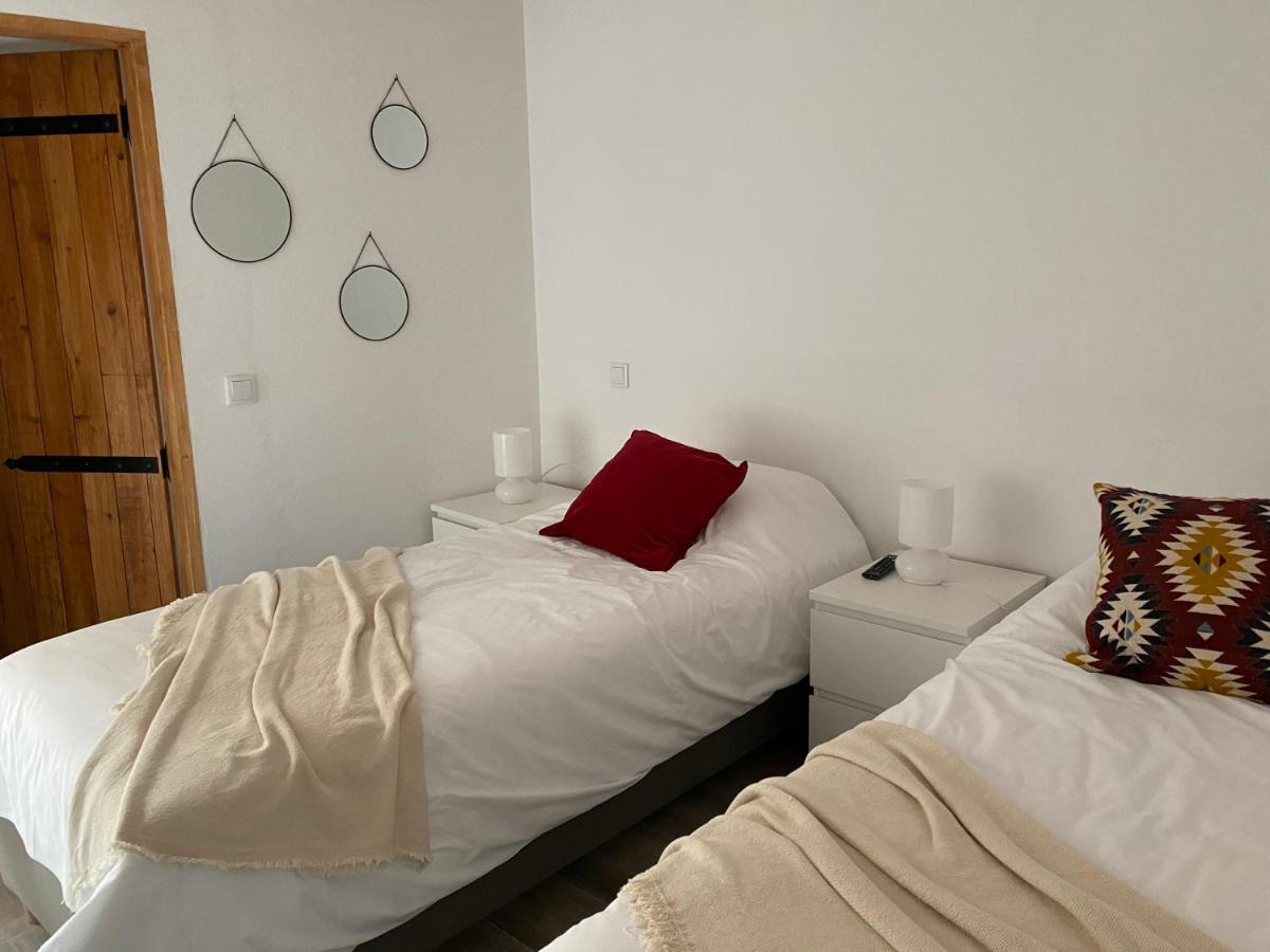 Casa Da Igrejja Bed & Breakfast Almodovar Exterior photo